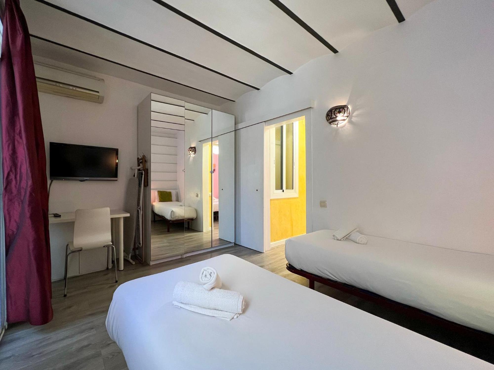 Stay U-Nique Apartments Fontrodona Barcelona Exterior foto